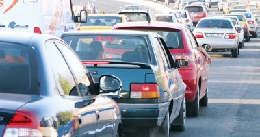 Stire din Social : 1 Mai. Au început să sosească turiștii la mare