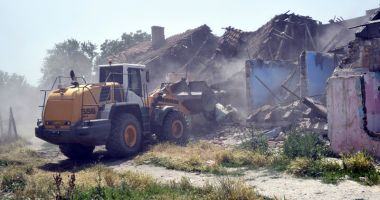Barăcile ilegale din Mangalia, demolate - 3