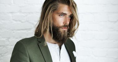 Stire din Sănătate : De ce nu vă crește barba ca cea a altor bărbați? Care sunt cauzele