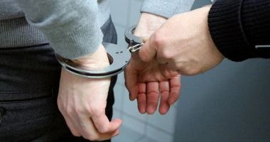 Stire din Eveniment : Bărbat arestat preventiv după ce ar fi violat, mai mulți ani la rând, o minoră