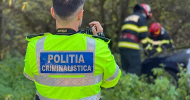 Bărbat fără adăpost, ucis în somn și incendiat. Agresorul a fost reținut