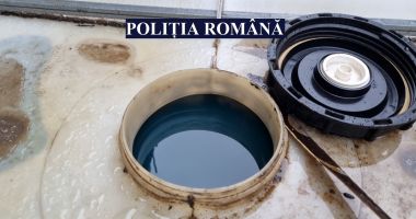 GALERIE FOTO. Bărbat arestat pentru furt calificat din barje, pe Dunăre - 2