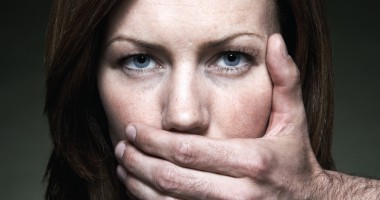 Stire din Life and Style : Cinci semne că poate fi un bărbat agresiv în timpul relației
