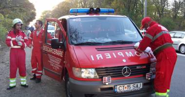 Bărbat găsit mort în bucătărie. Cadavrul intrase în putrefacție