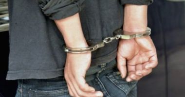 Stire din Eveniment : Bărbat reţinut pentru că a încălcat ordinul de protecţie solicitat de tatăl său