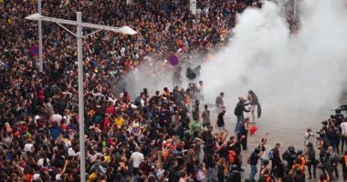 Aeroportul din Barcelona, blocat de protestatari. Zeci de răniți; peste 100 de zboruri sunt anulate - 1