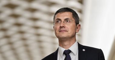 Stire din Politică-Administrație : Dan Barna: „PNRR înseamnă şansa concretă de dezvoltare şi de reformă în România”