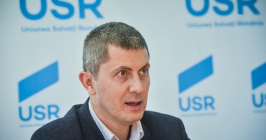 Stire din Politică-Administrație : Dan Barna: USR va avea candidat propriu la prezidențiale