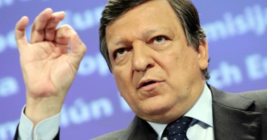 Stire din Actualitate : Jose Manuel Barroso a inaugurat, la Sofia, stația de metrou "UE"