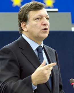 Stire din Politică-Administrație : "Evenimentele din România ne-au fisurat încrederea"