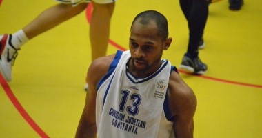 Stire din Sport : BC Farul l-a transferat pe Cardell McFarland în Germania