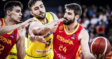 Stire din Sport : Baschet / „Vulturii” au decolat spre Valencia. Meciuri cu Polonia şi Spania