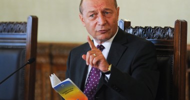 Stire din Politică-Administrație : Băsescu revine la Cotroceni. Hotărârea CCR, publicată în Monitorul Oficial