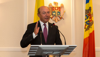 Stire din Actualitate : Panică în Rusia: Băsescu vrea să intre în politică la Chișinău