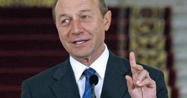 Stire din Politică-Administrație : "Am propus la Consiliu analiza extinderii termenului de utilizare a fondurilor"