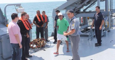 Galerie FOTO / Traian Băsescu, la bordul navei amiral a Gărzii de Coastă - 4