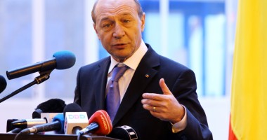 Stire din Politică-Administrație : Băsescu - mesaje, de la Constanța, pentru Putin: "Nu sunt un adversar al Rusiei"