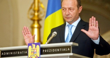 Stire din Politică-Administrație : Băsescu nu îl grațiază pe Becali