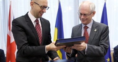 Stire din Politică-Administrație : Traian Băsescu: "UE nu recunoaște rezultatele referendumului ilegal din Crimeea"