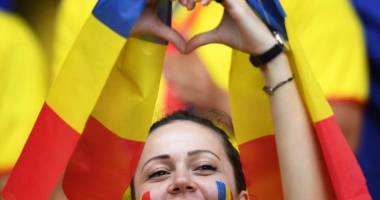 Bătaie pe bilete la meciul României cu Danemarca