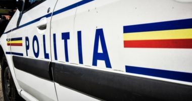 Stire din Eveniment : Scene șocante: Bătaie cu bâte la o spălătorie auto