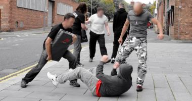 Stire din Eveniment : Scandal monstru între două familii, soldat cu victime! Trei persoane au fost arestate