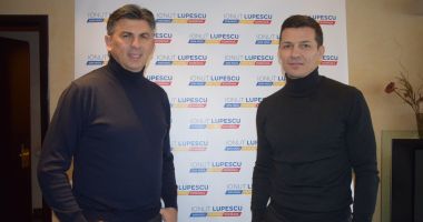 Bătălia pentru șefia FRF. Ionuț Lupescu a ajuns la Constanța - 2
