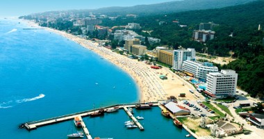 Stire din Economie : Bătălia pentru Paște se dă iar cu bulgarii! Vecinii vin cu sejururi la super prețuri