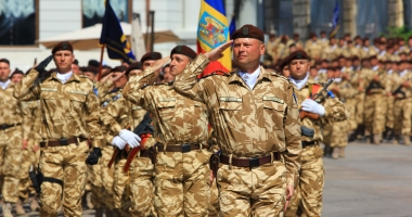 Stire din Eveniment : "Cariera militară înseamnă o garanție pentru succes profesional, de reușită în societate"