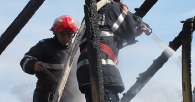Un bărbat de 62 de ani a ars de viu la Topraisar