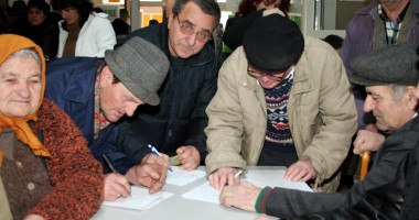 Stire din Social : Cum să-ți completezi stagiul de cotizare pentru pensie