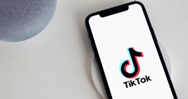 Stire din Actualitate : Parlamentarii fracezi fac demersuri legale împotriva platformei TikTok