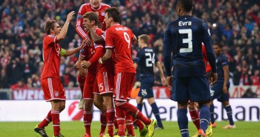Stire din Sport Internațional : Bayern a învins Manchester United, scor 3-1, și s-a calificat în semifinalele Ligii Campionilor