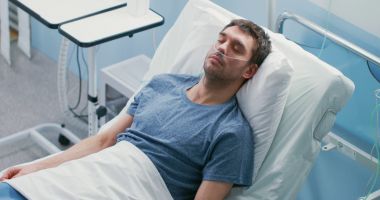 Depresia poate înrăutăți starea bolnavilor cu HIV sau hepatită