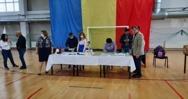 Sportivii comunei Cumpăna, premiați de către primarul Mariana Gâju - 6