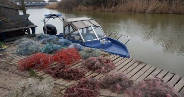 Plase ilegale, cu peste 100 de kilograme de pește, au fost scoase din lacul Sinoe - 2