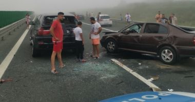 CARAMBOL CU ZECI DE MAȘINI PE AUTOSTRADA SOARELUI. A fost activat PLANUL ROȘU - 4