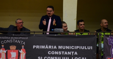 Galerie foto / BC Athletic,  spectacol sub panou - 4