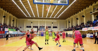 Stire din Sport : BC Athletic rămâne neînvinsă în acest sezon
