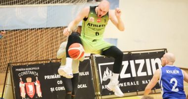 Stire din Sport : Meci de infarct! BC Athletic s-a impus la limită în fața CSM-ului Târgu Jiu
