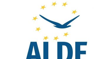 Stire din Politică-Administrație : Demisie la vârful ALDE. "Am fost dezamăgită încă din timpul campaniei pentru alegerile parlamentare"