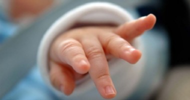 Botoșani: Un bebeluș a venit pe lume pe data de 11.11.'11, la ora 11:11