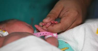 Stire din Sănătate : Alertă maximă! Încă un caz de sindrom hemolitic uremic, dar în alt oraș! Copil de un, internat de urgență