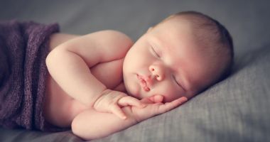 Stire din Sănătate : Copil de un an, subnutrit din cauza alegerilor făcute de părinți. Decizia autorităților a fost una dură