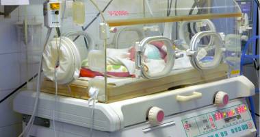 Stire din Sănătate : Bebeluși în pericol! Maternitatea a rămas fără medicamente