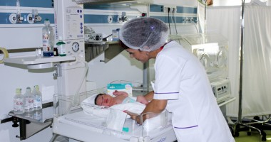 Stire din Sănătate : Bebelușii pot fi vaccinați anti-tuberculoză
