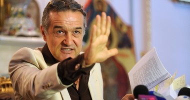 Stire din Politică-Administrație : Prima reacție a președintelui Traian Băsescu la cererea de GRAȚIERE a lui Gigi Becali