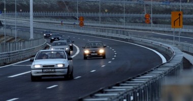 Stire din Eveniment : Tânăr de 18 ani, prins cu 212 km la oră, pe Autostradă