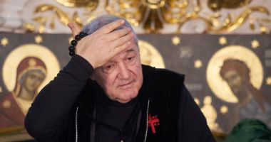 Stire din Sport : Gigi Becali a decis să lase cinci fotbaliști să plece și salvează o avere