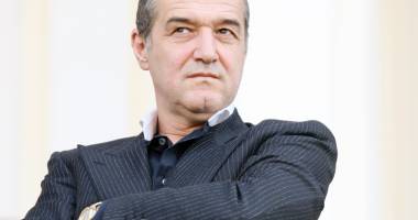 Stire din Eveniment : Gigi Becali rămâne în penitenciar. Ce decizie a luat Tribunalul Constanța